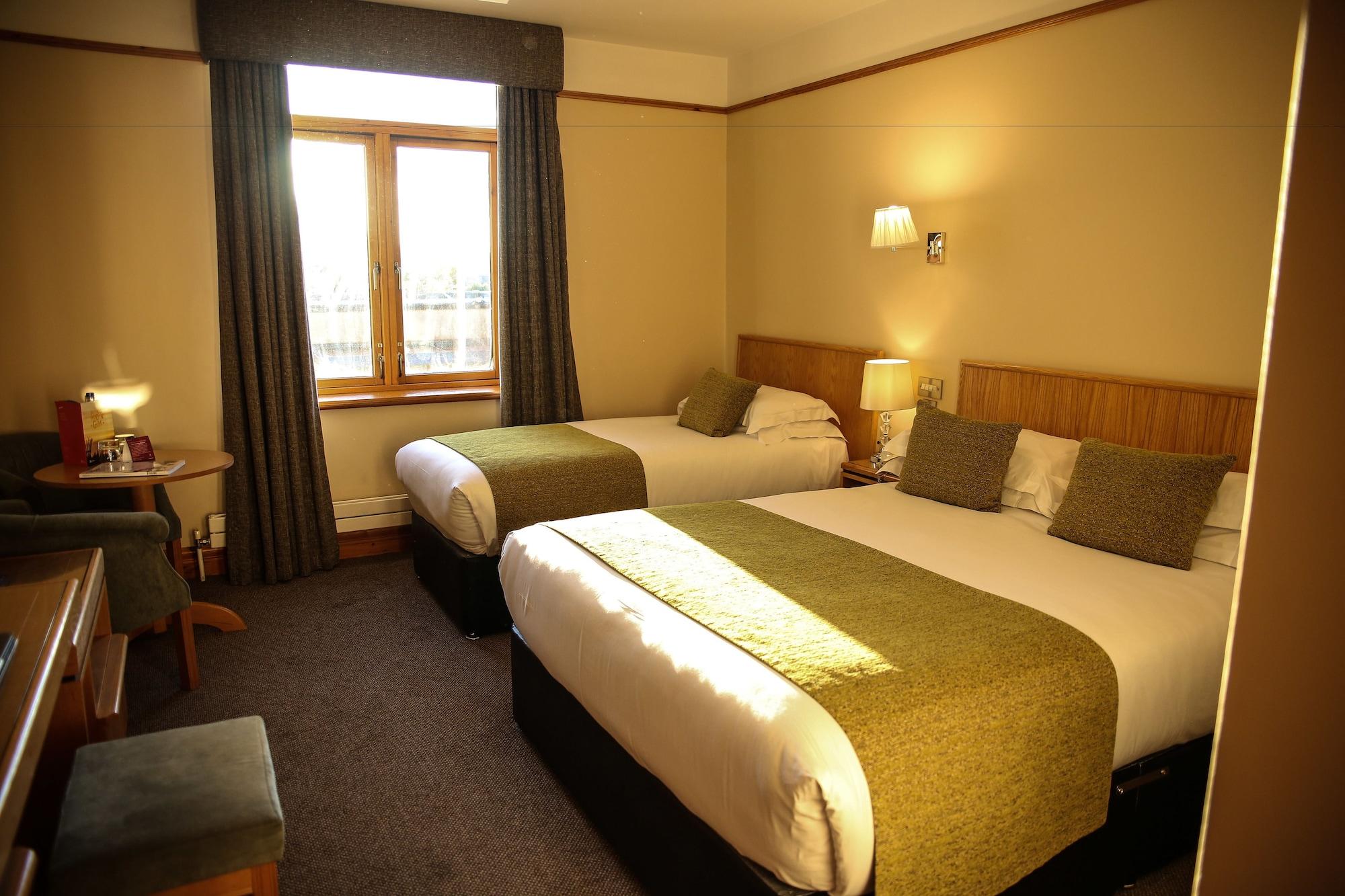 Tullamore Court Hotel Exterior photo