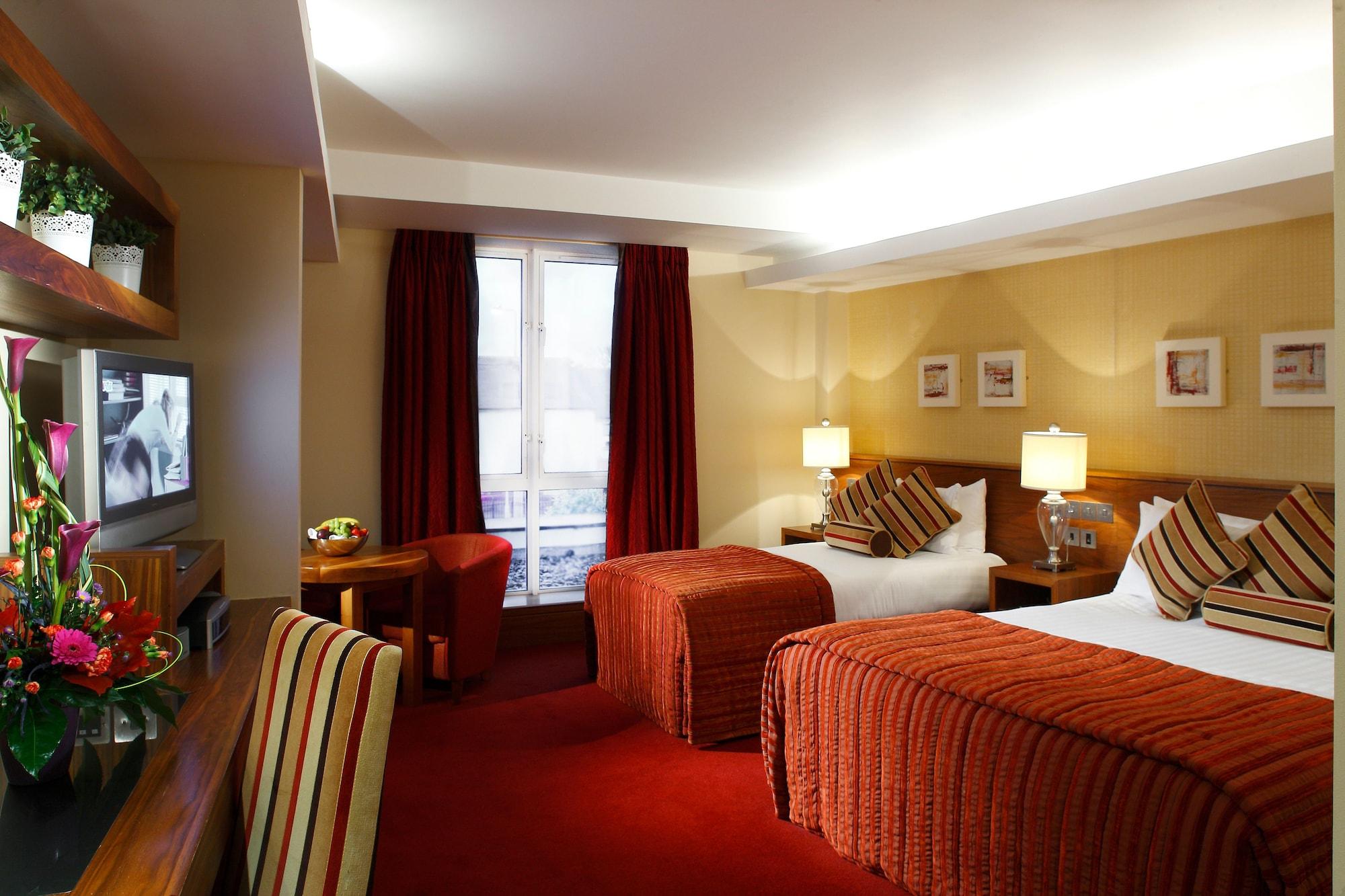 Tullamore Court Hotel Exterior photo
