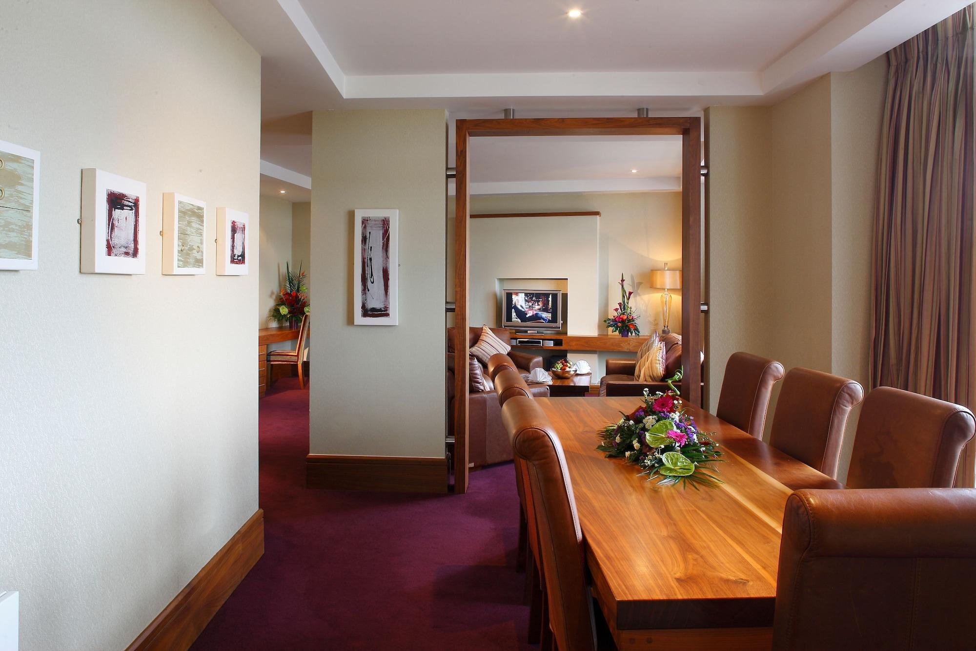 Tullamore Court Hotel Exterior photo