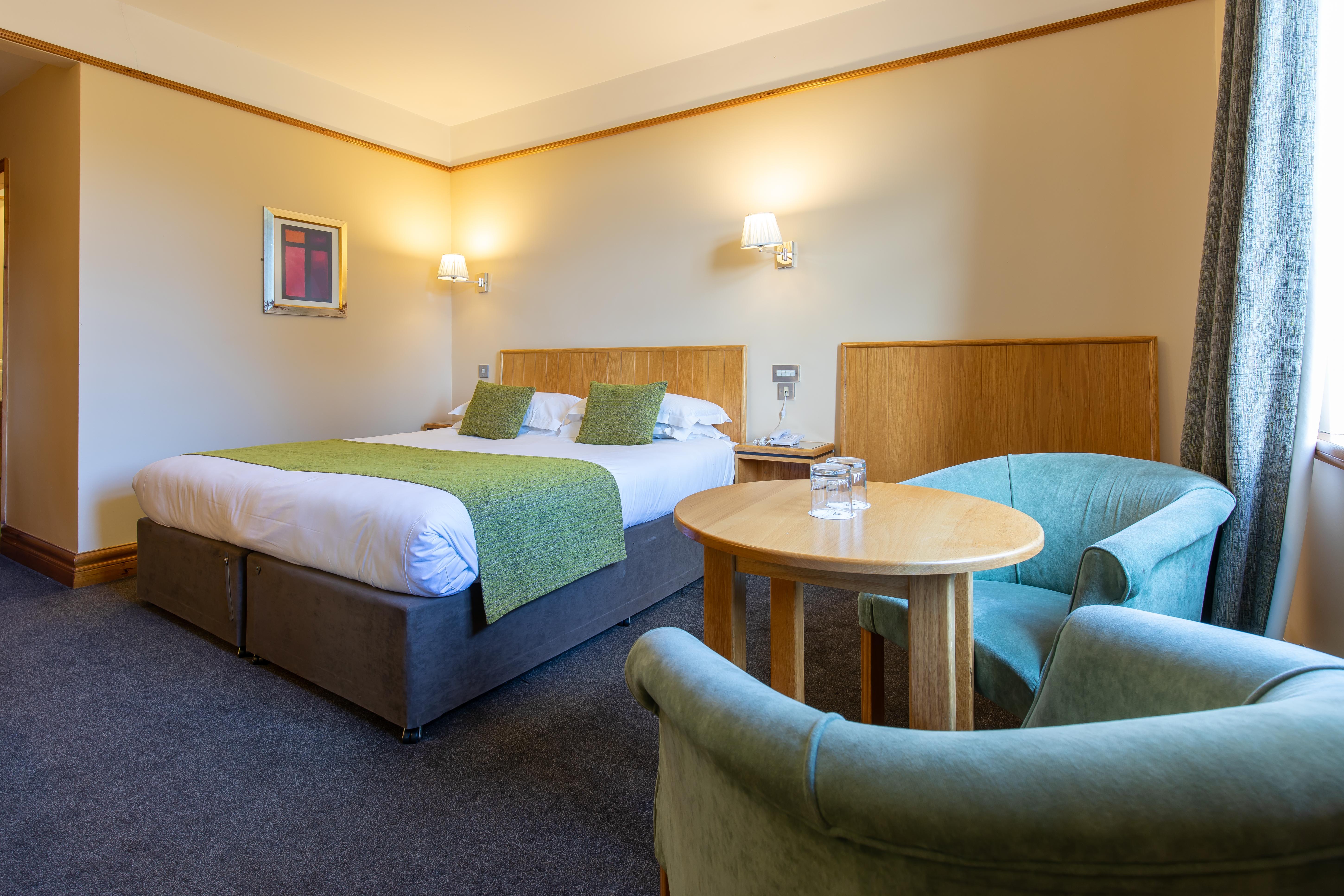 Tullamore Court Hotel Exterior photo